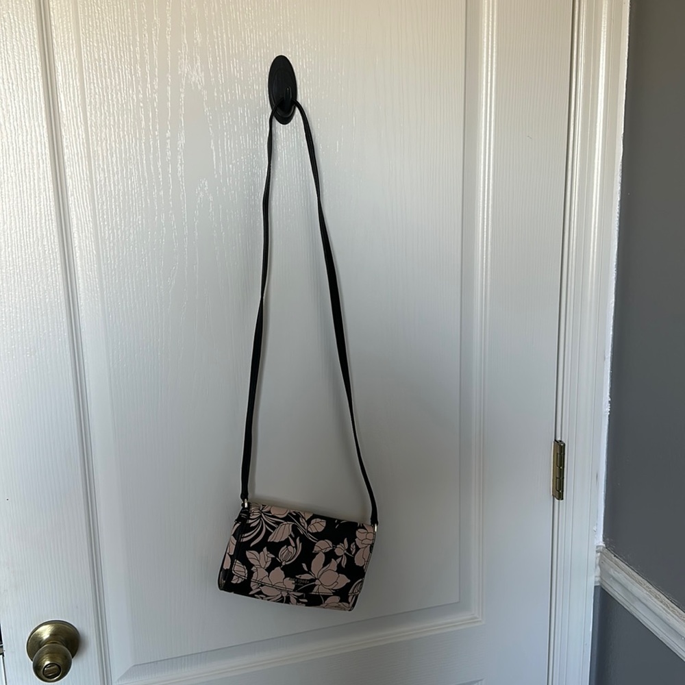 PERFECT condition Kate Spade crossbody purse